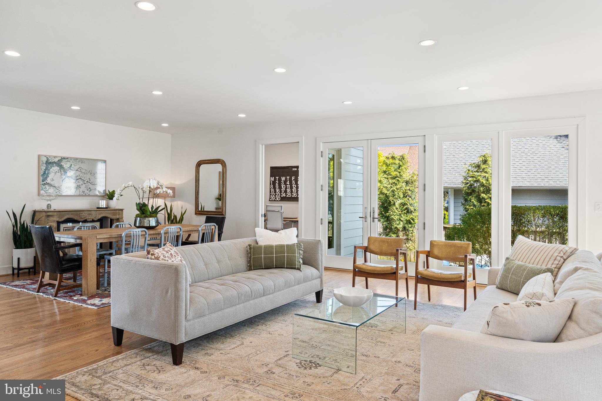 BERKSHIRE OAKWOOD - Residential