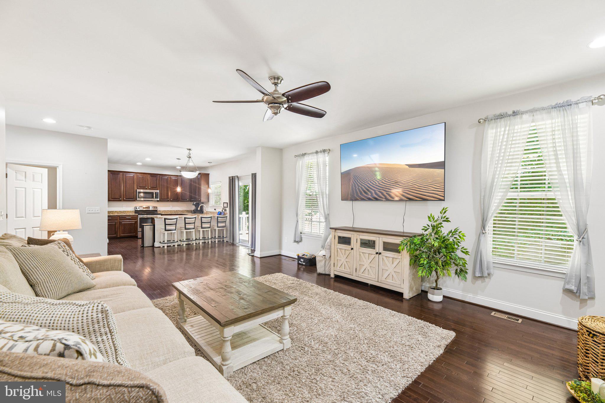 HOLBROOK ESTATES - Residential