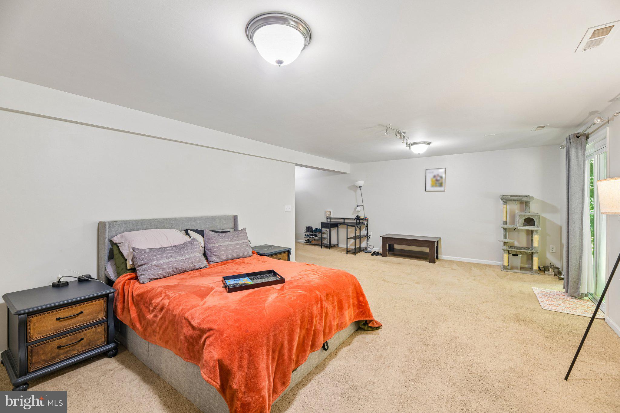 HOLBROOK ESTATES - Residential