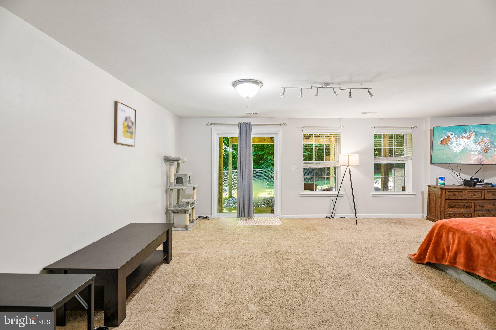HOLBROOK ESTATES - Residential
