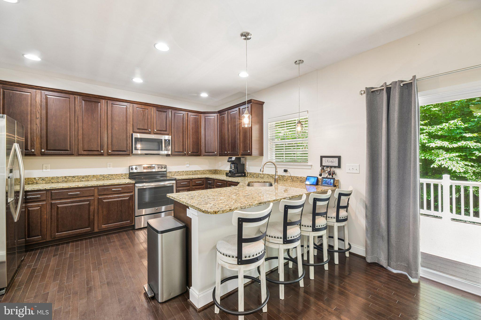 HOLBROOK ESTATES - Residential