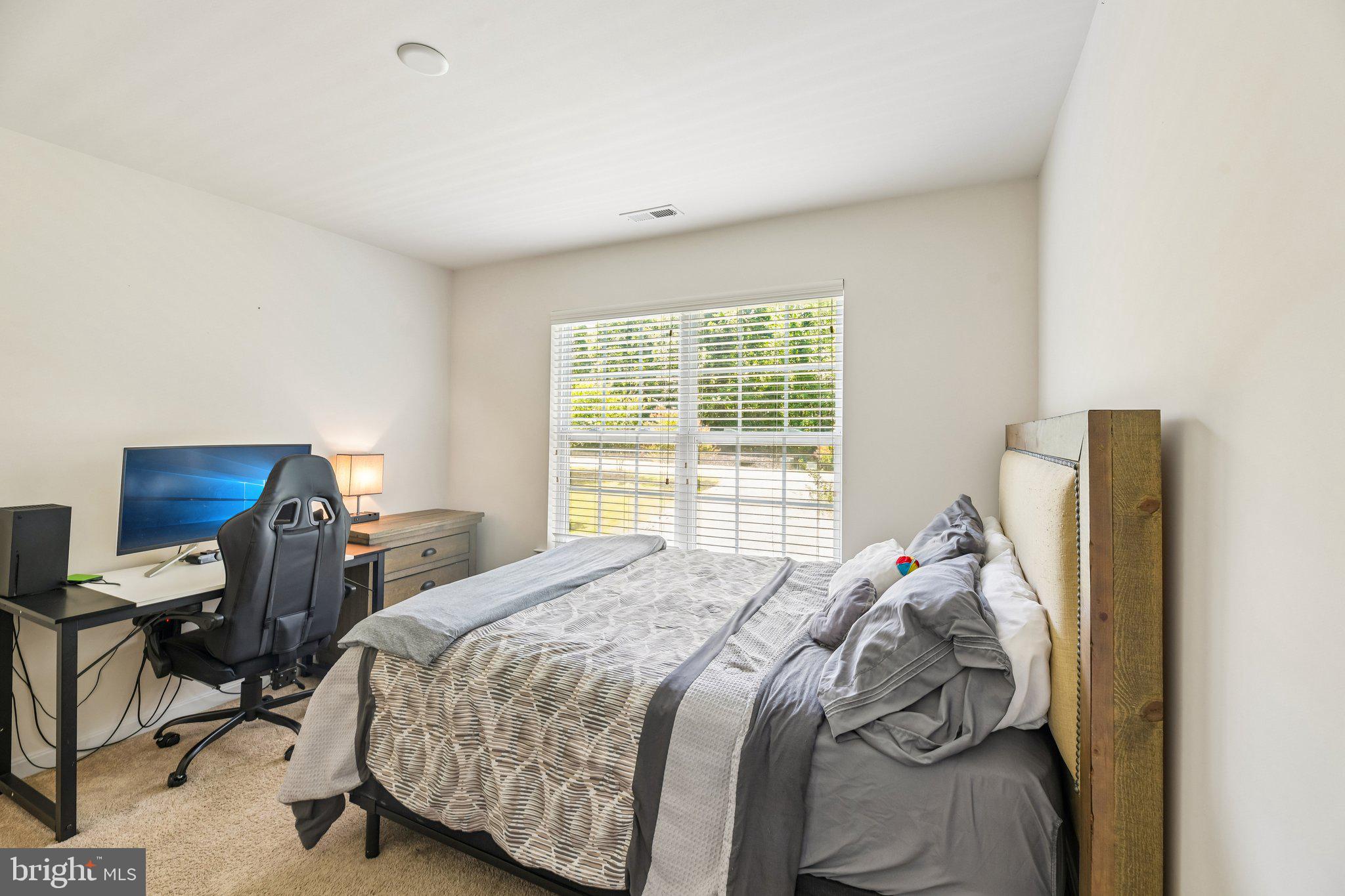 HOLBROOK ESTATES - Residential