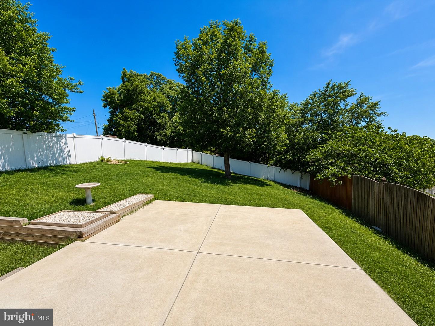 ROLAND TERRACE - Residential