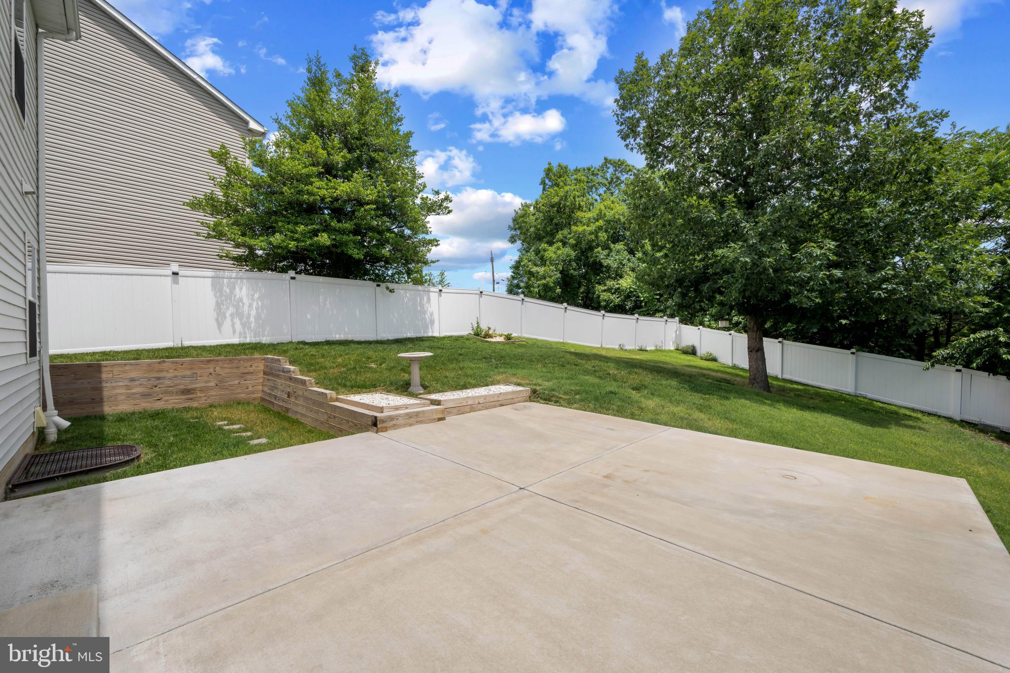 ROLAND TERRACE - Residential