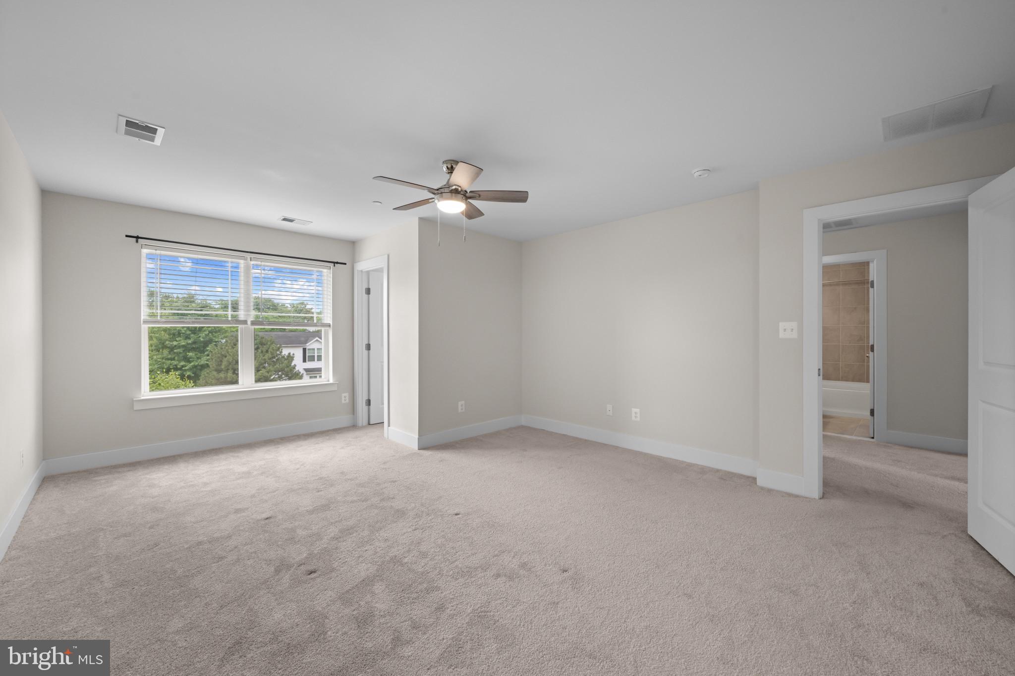 ROLAND TERRACE - Residential
