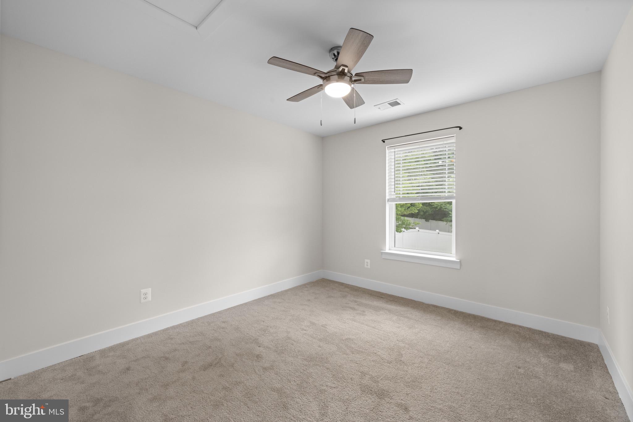 ROLAND TERRACE - Residential