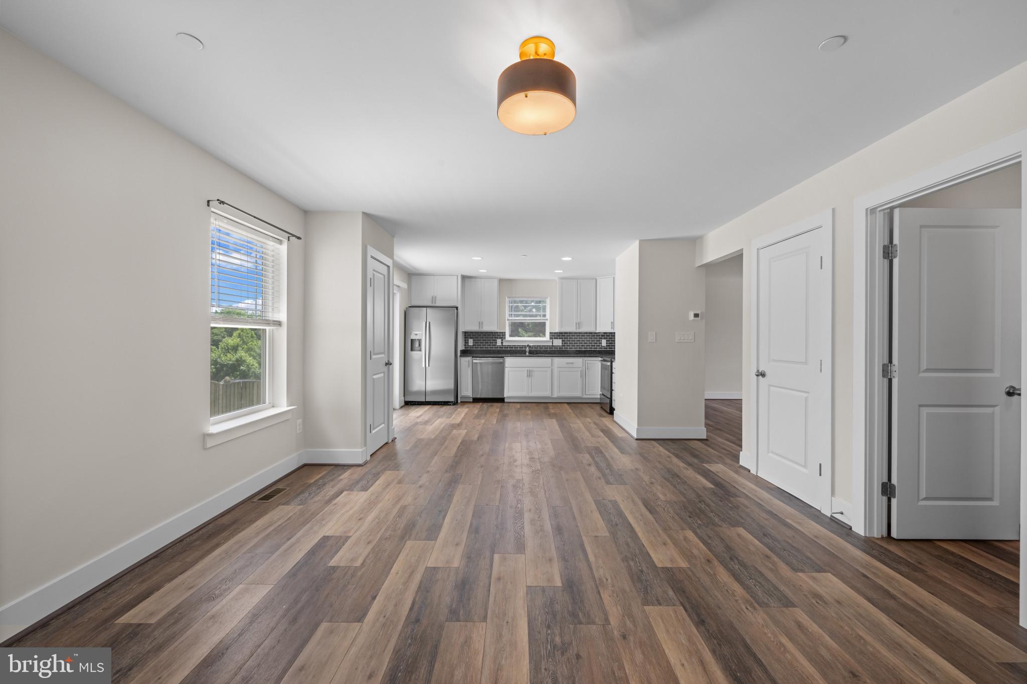 ROLAND TERRACE - Residential