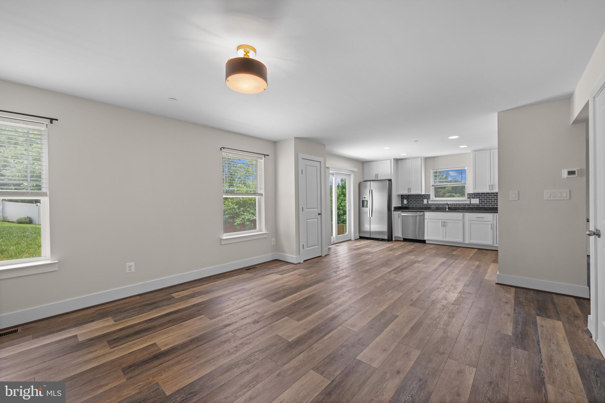 ROLAND TERRACE - Residential