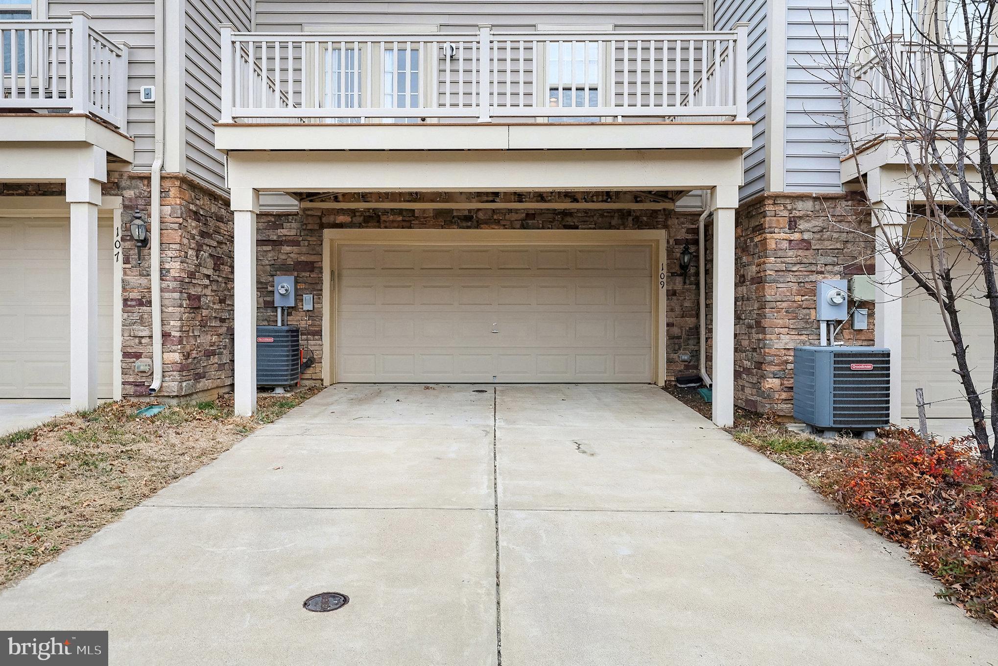 EMBREY MILL - Residential