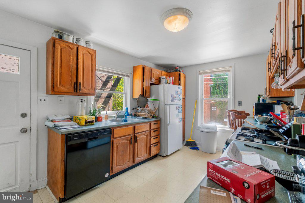 FEDERAL HILL HISTORIC DISTRICT - Residential Income