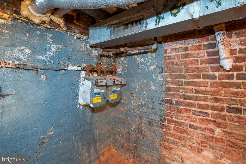 FEDERAL HILL HISTORIC DISTRICT - Residential Income