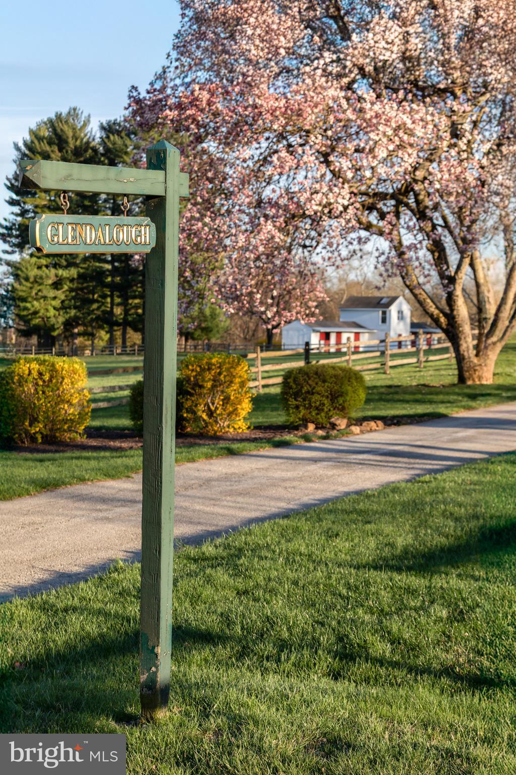 RADNOR HUNT - Residential