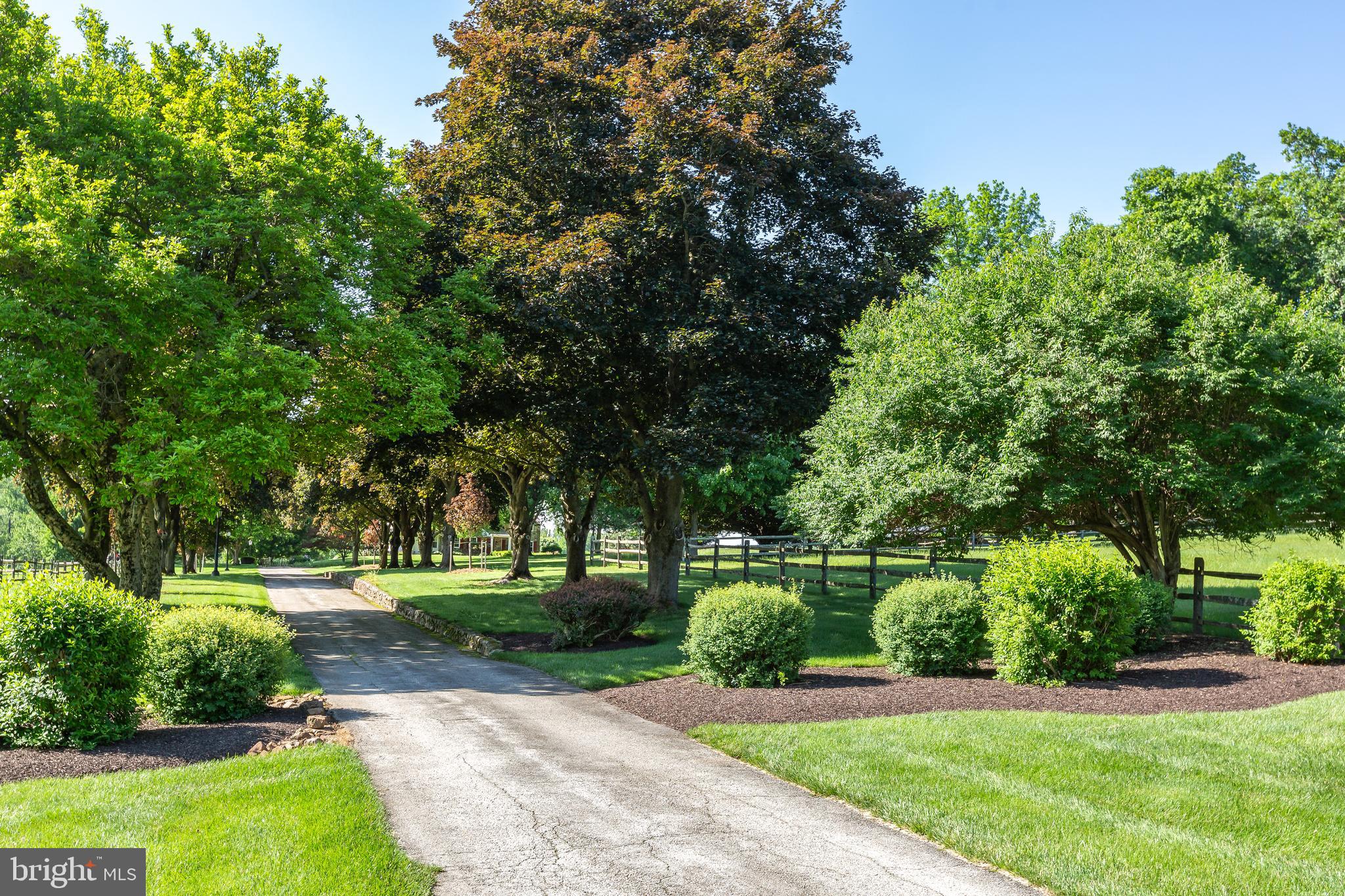 RADNOR HUNT - Residential