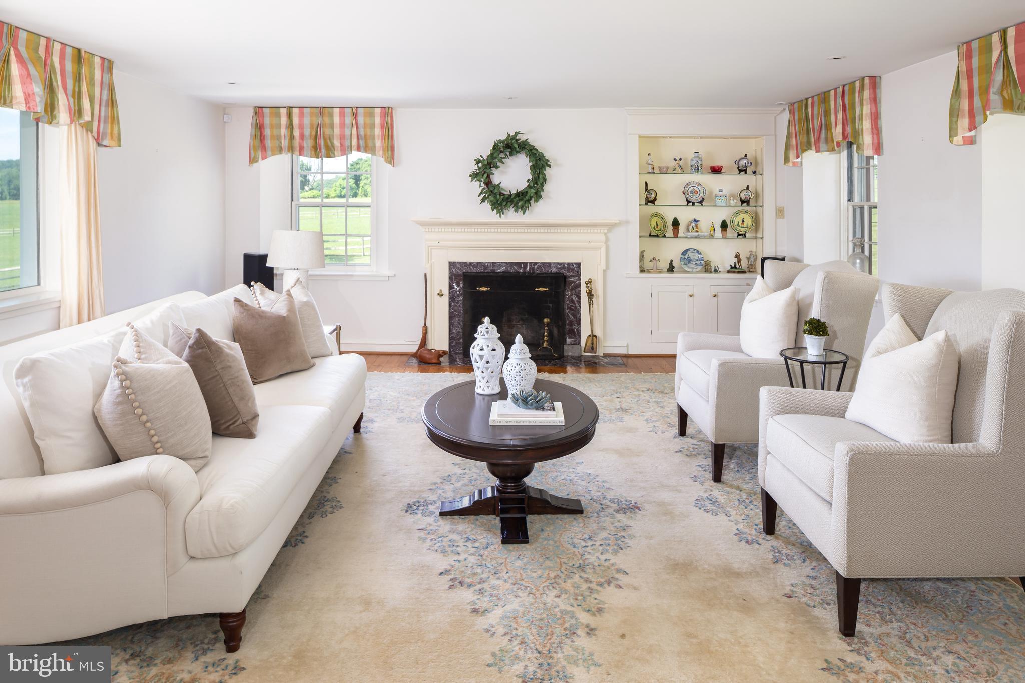 RADNOR HUNT - Residential