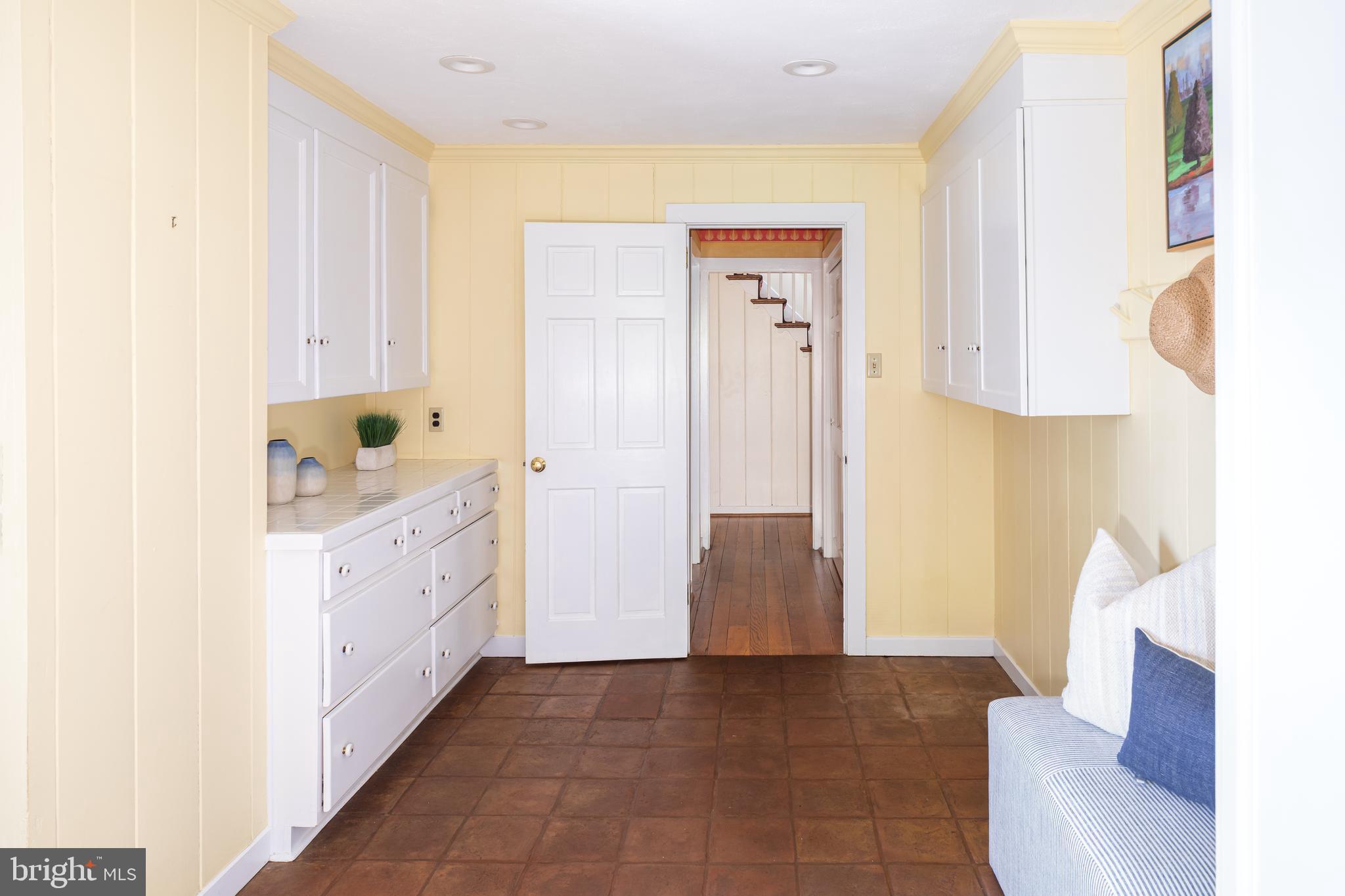 RADNOR HUNT - Residential