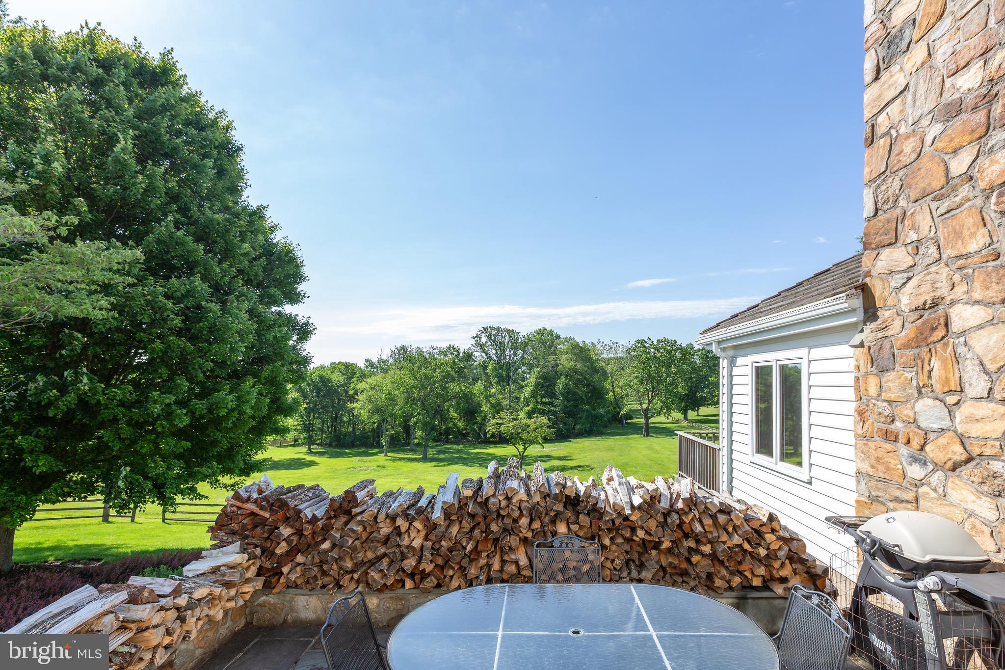 RADNOR HUNT - Residential