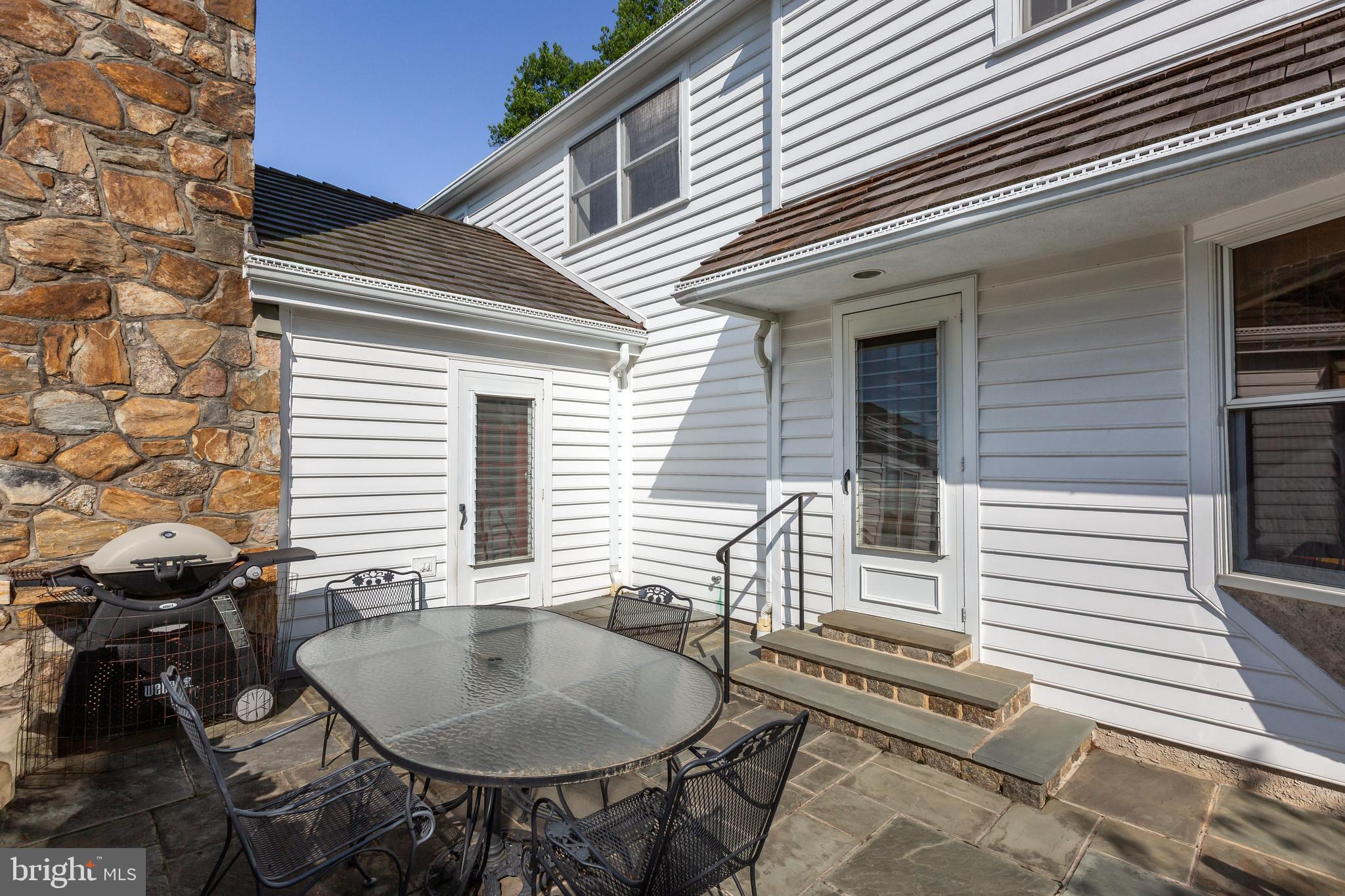 RADNOR HUNT - Residential