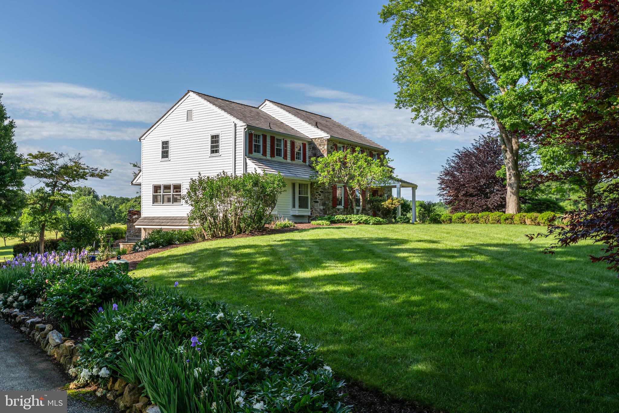RADNOR HUNT - Residential