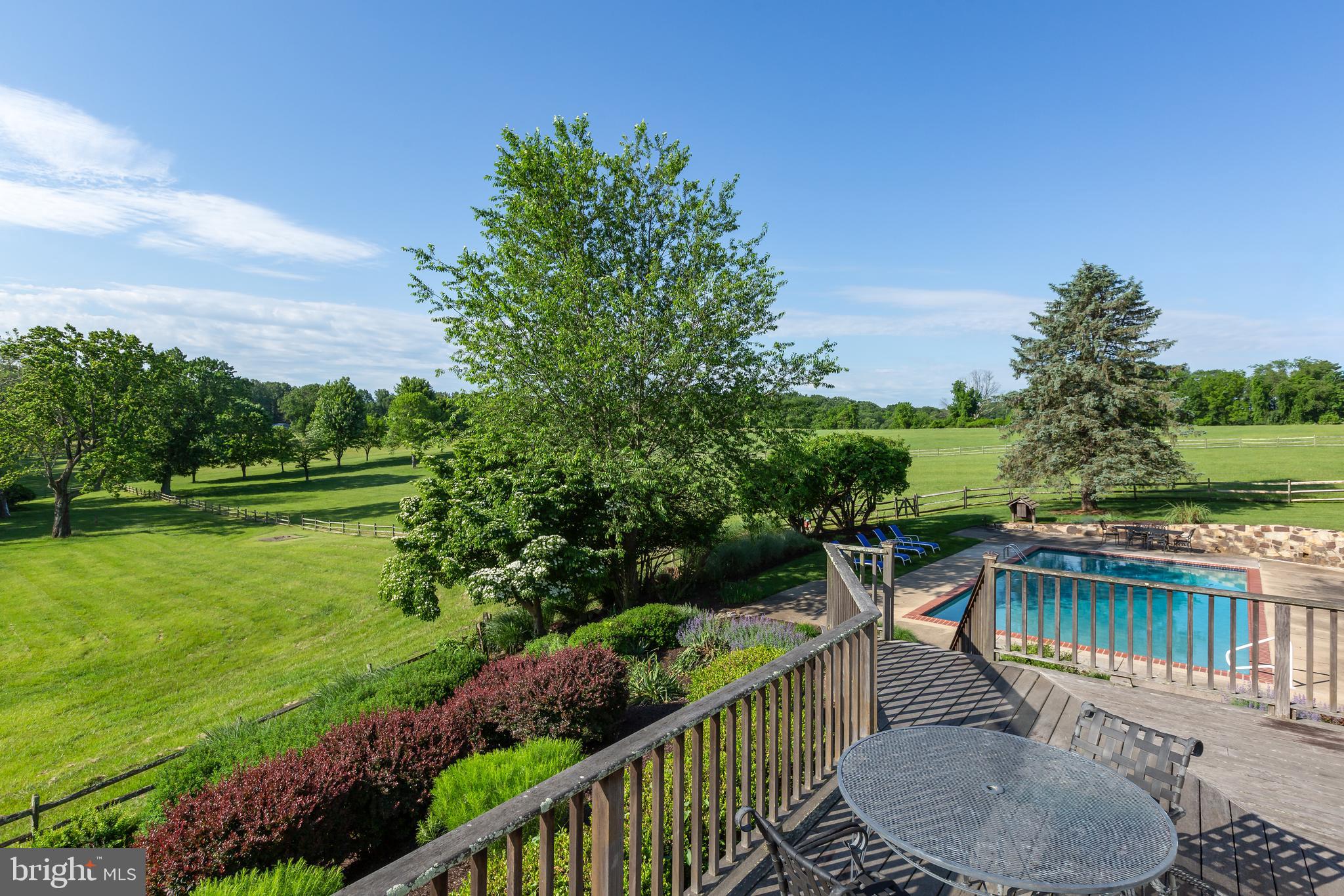 RADNOR HUNT - Residential