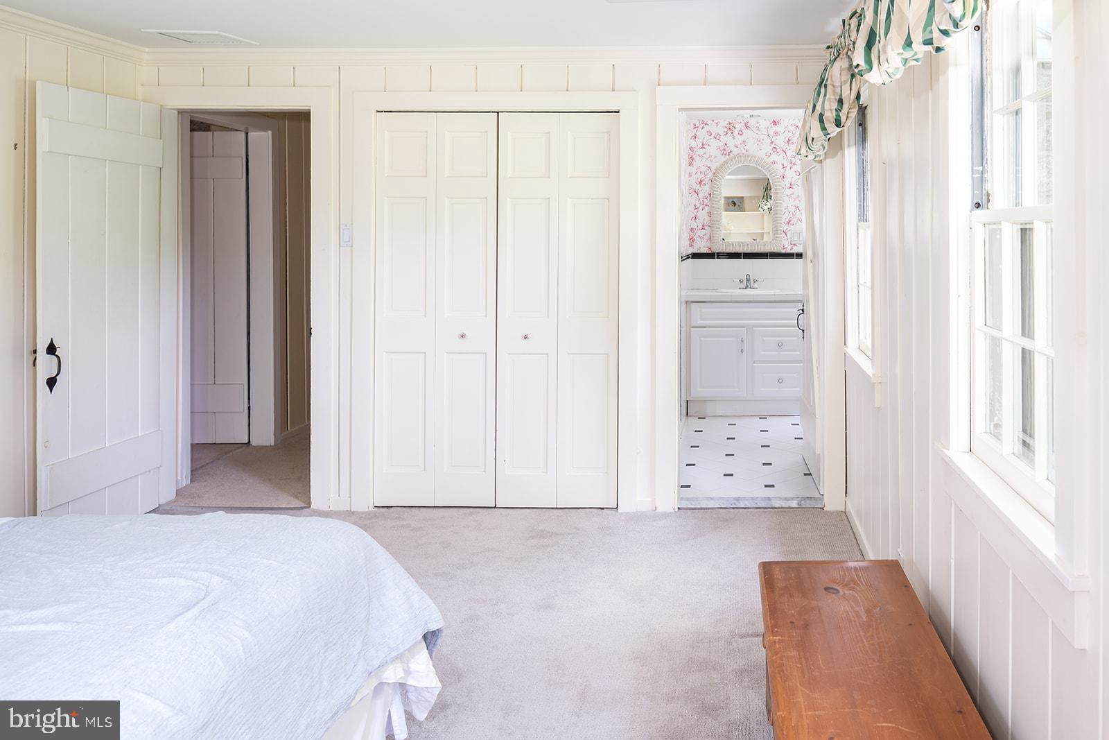 RADNOR HUNT - Residential