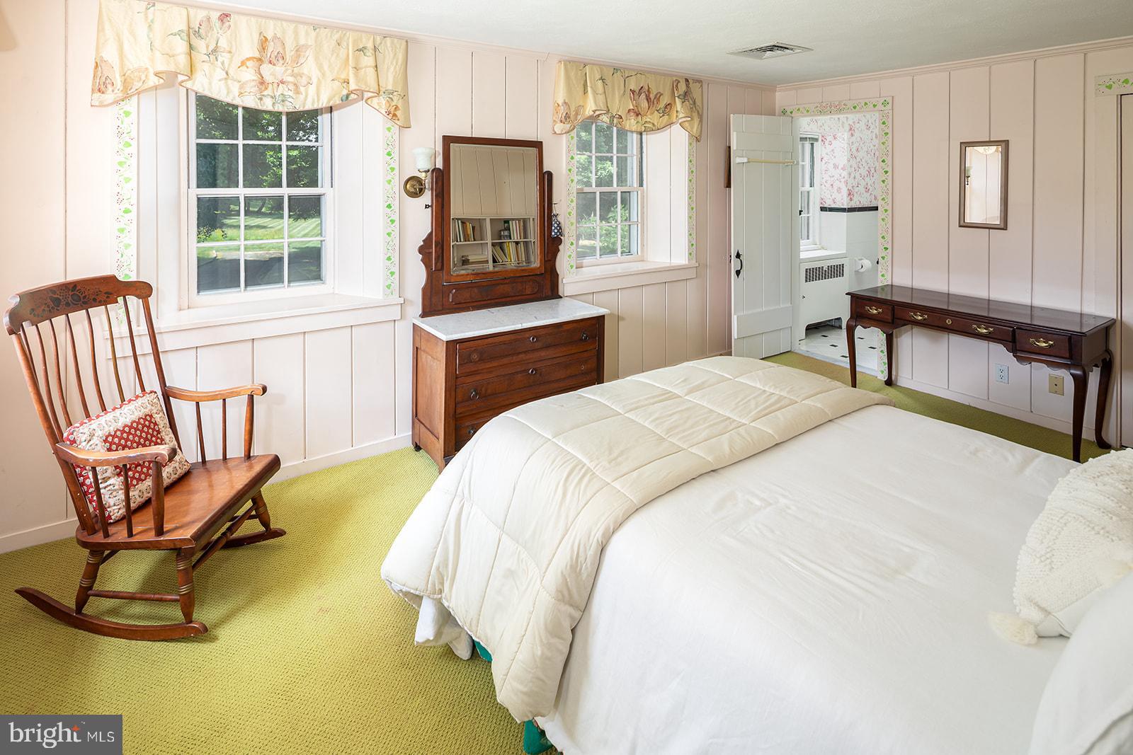 RADNOR HUNT - Residential
