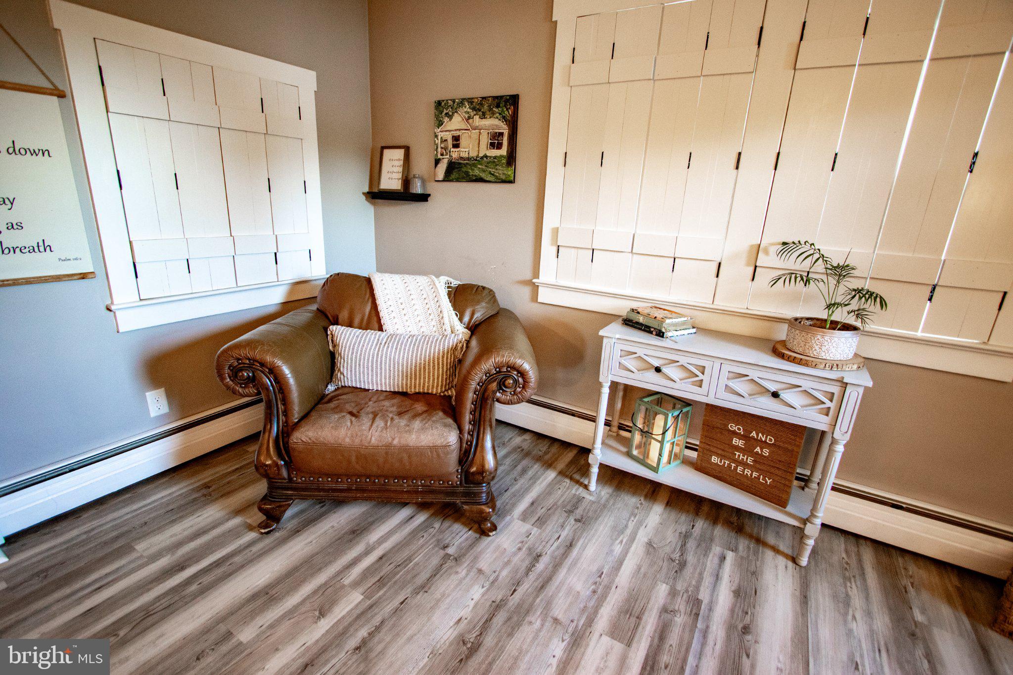 KNAUERTON - Residential