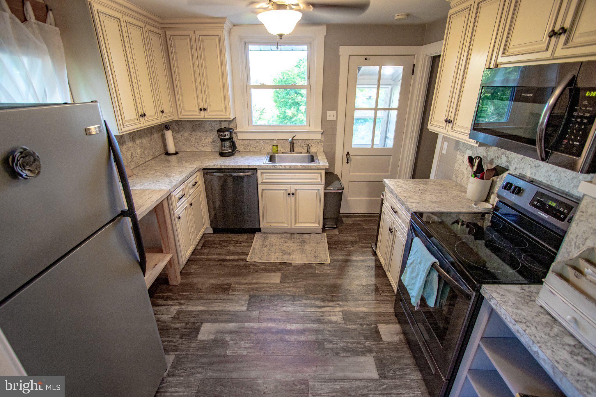 KNAUERTON - Residential