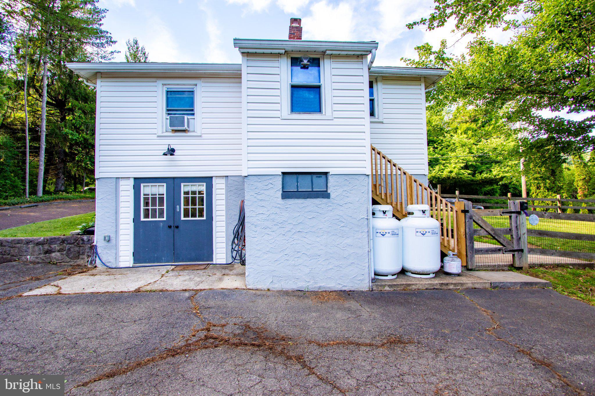 KNAUERTON - Residential