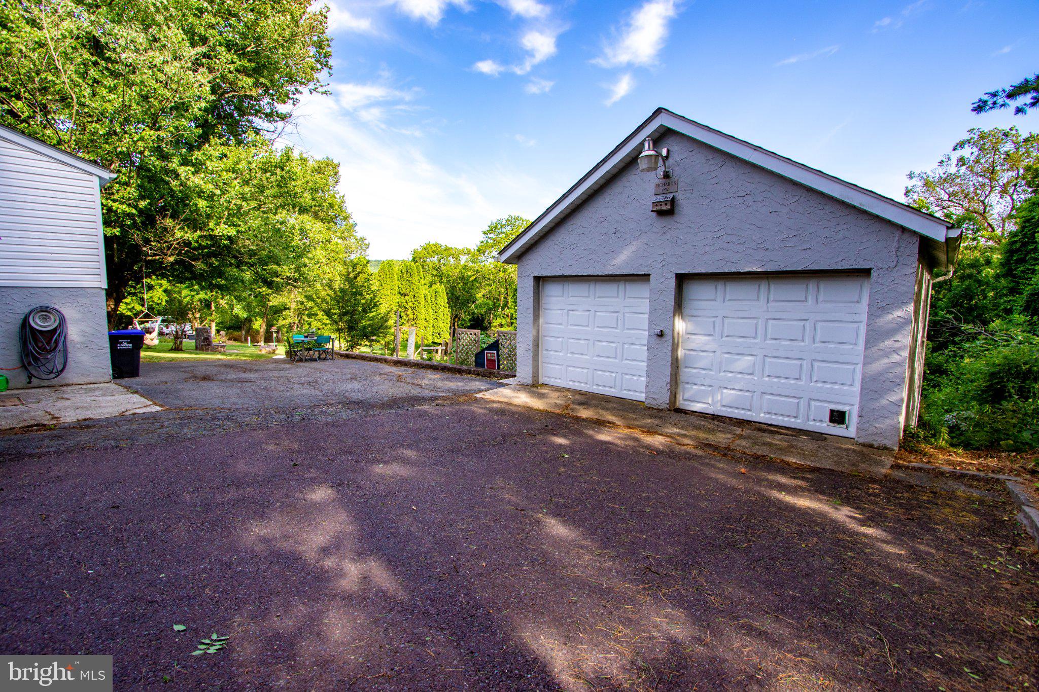 KNAUERTON - Residential