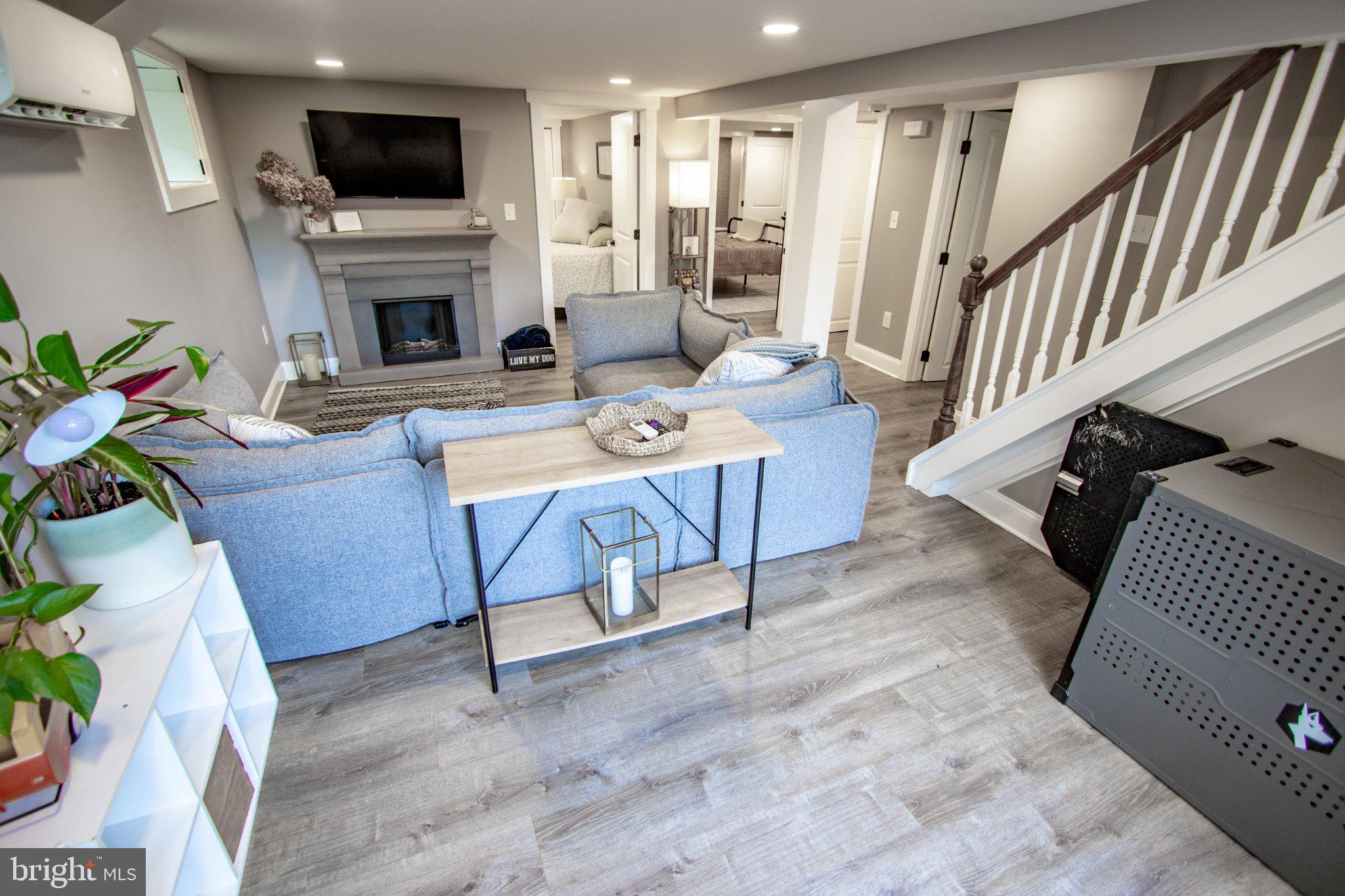 KNAUERTON - Residential
