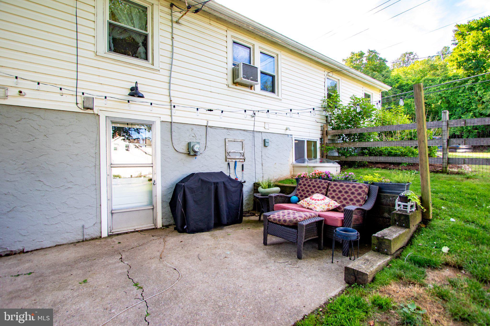 KNAUERTON - Residential