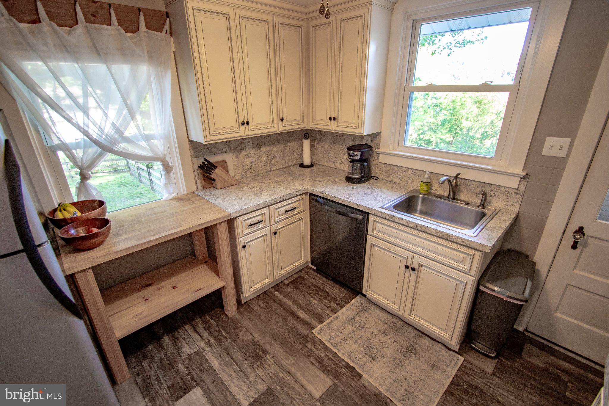 KNAUERTON - Residential