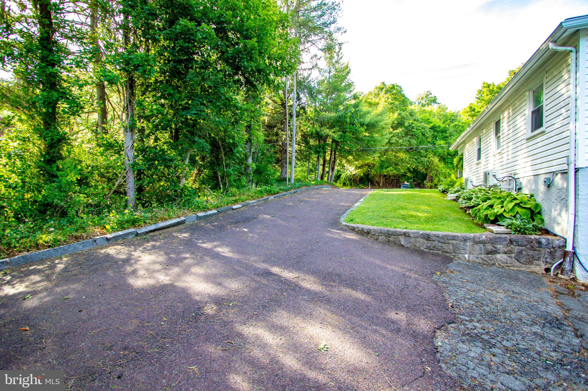 KNAUERTON - Residential