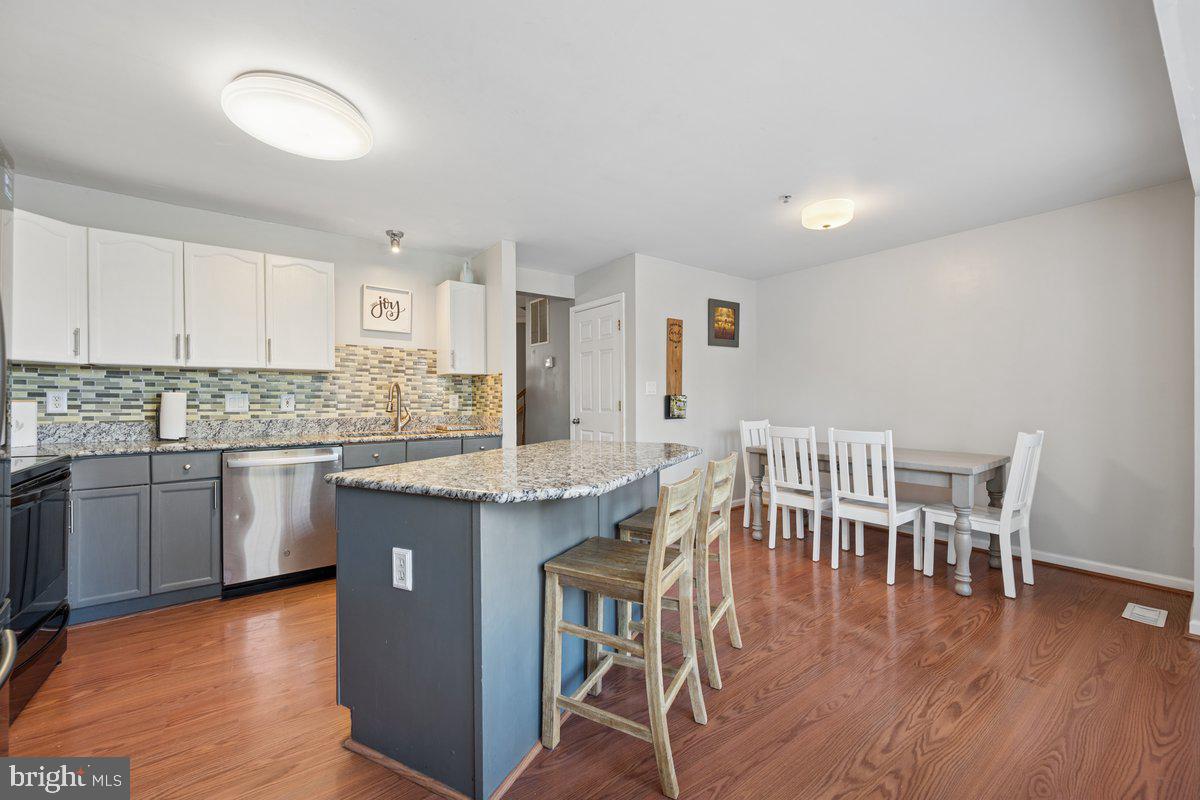 WILLOW BROOK - Residential