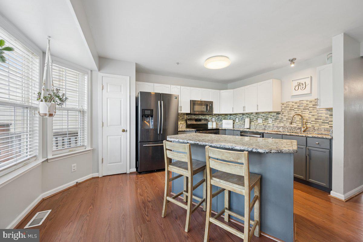 WILLOW BROOK - Residential