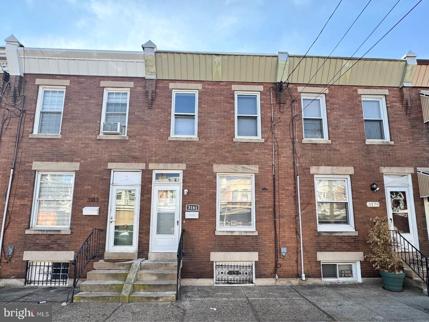 PORT RICHMOND - Residential