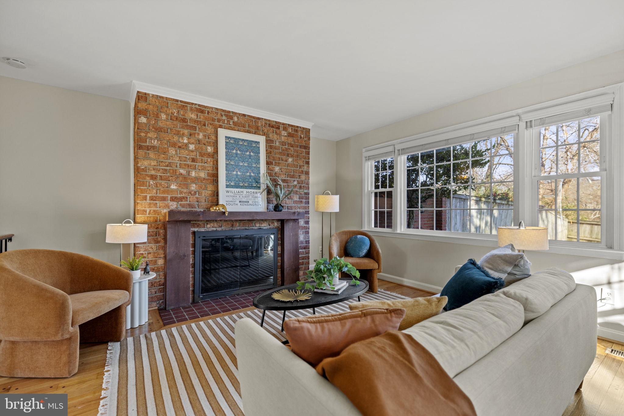 HARDWICK COURT - Residential