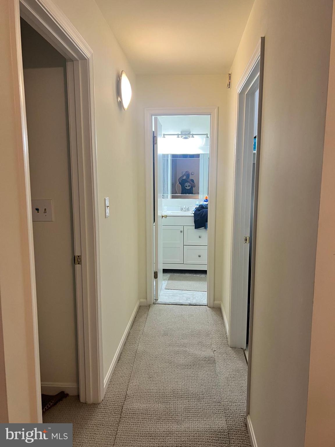 VININGS CONDO - Residential