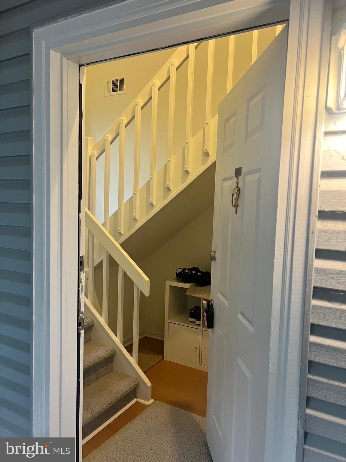 VININGS CONDO - Residential