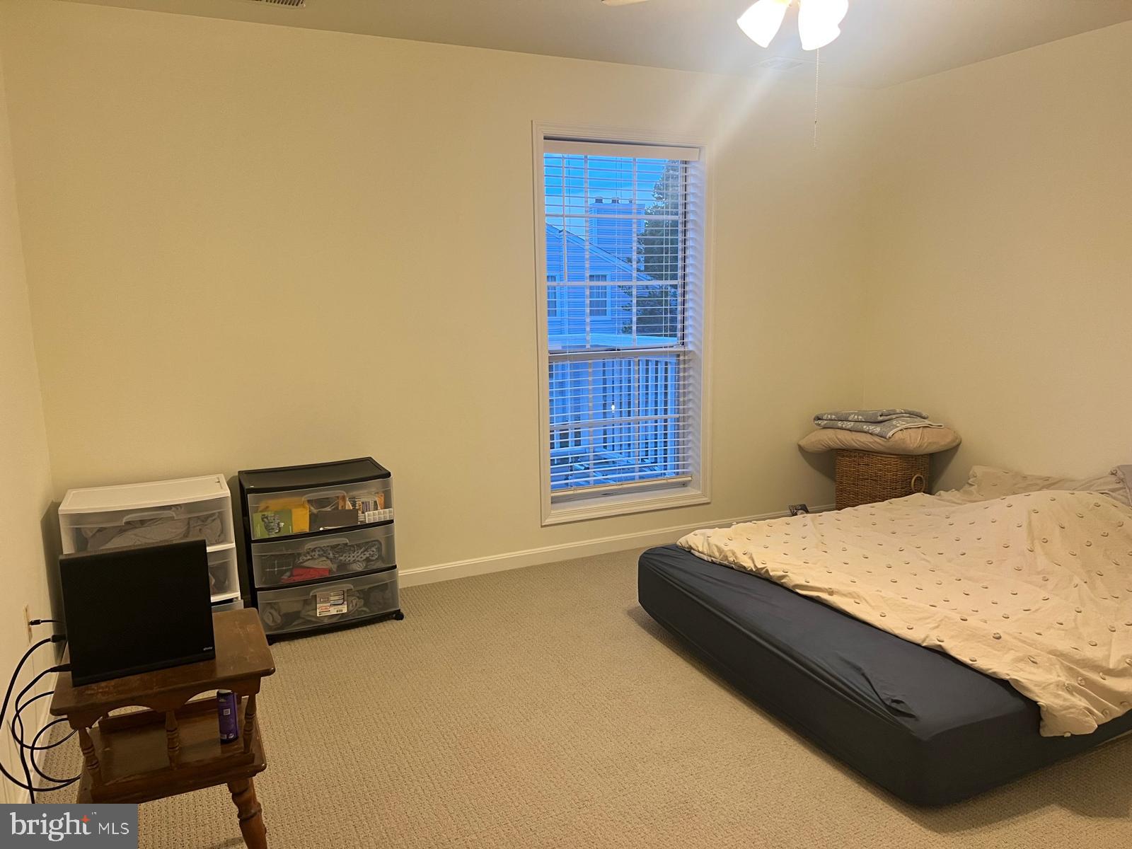 VININGS CONDO - Residential