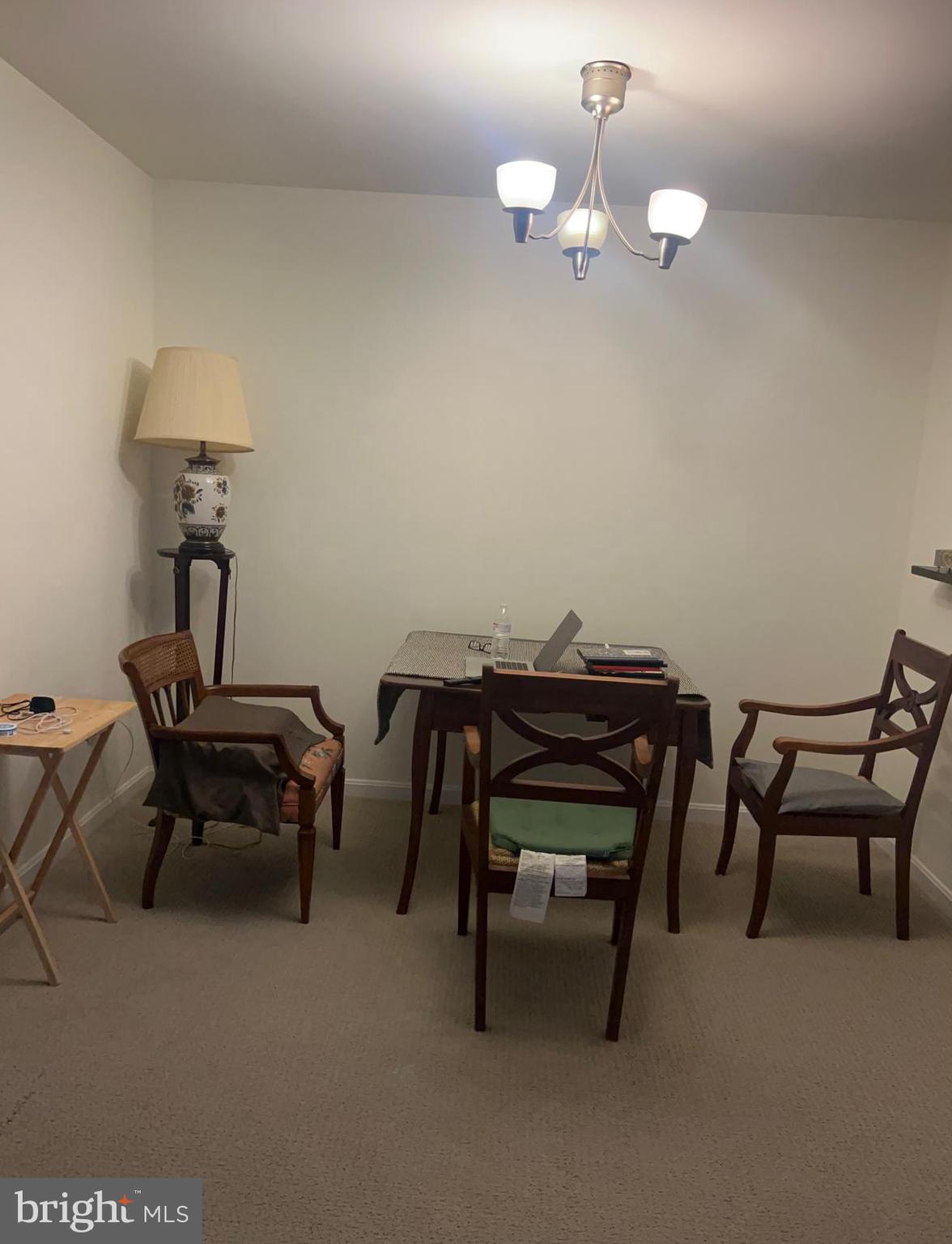 VININGS CONDO - Residential
