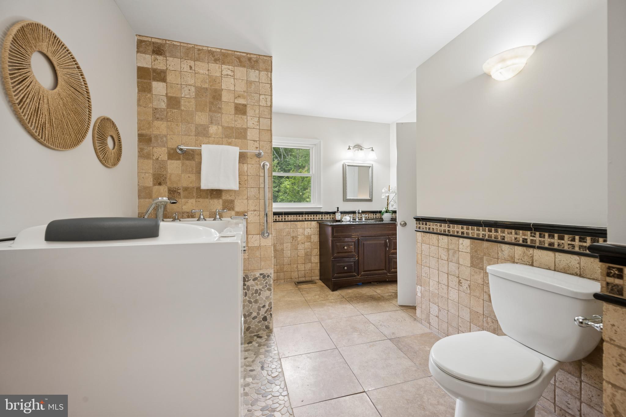 BOWLEYS QUARTERS - Residential