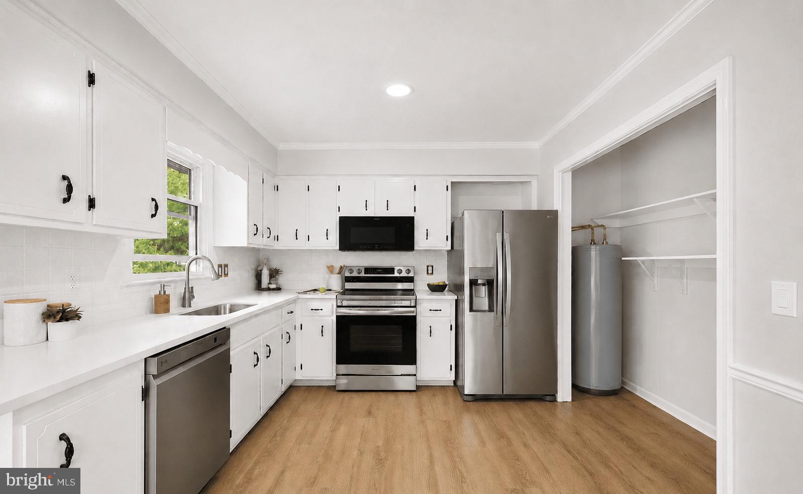 BOWLEYS QUARTERS - Residential