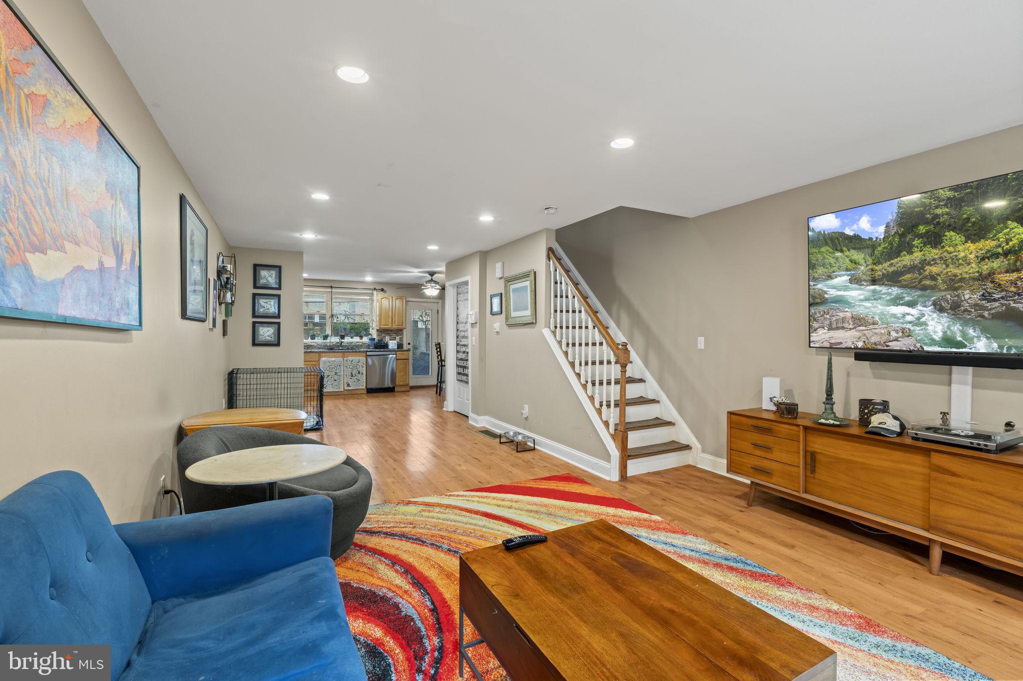 PASSYUNK SQUARE - Residential