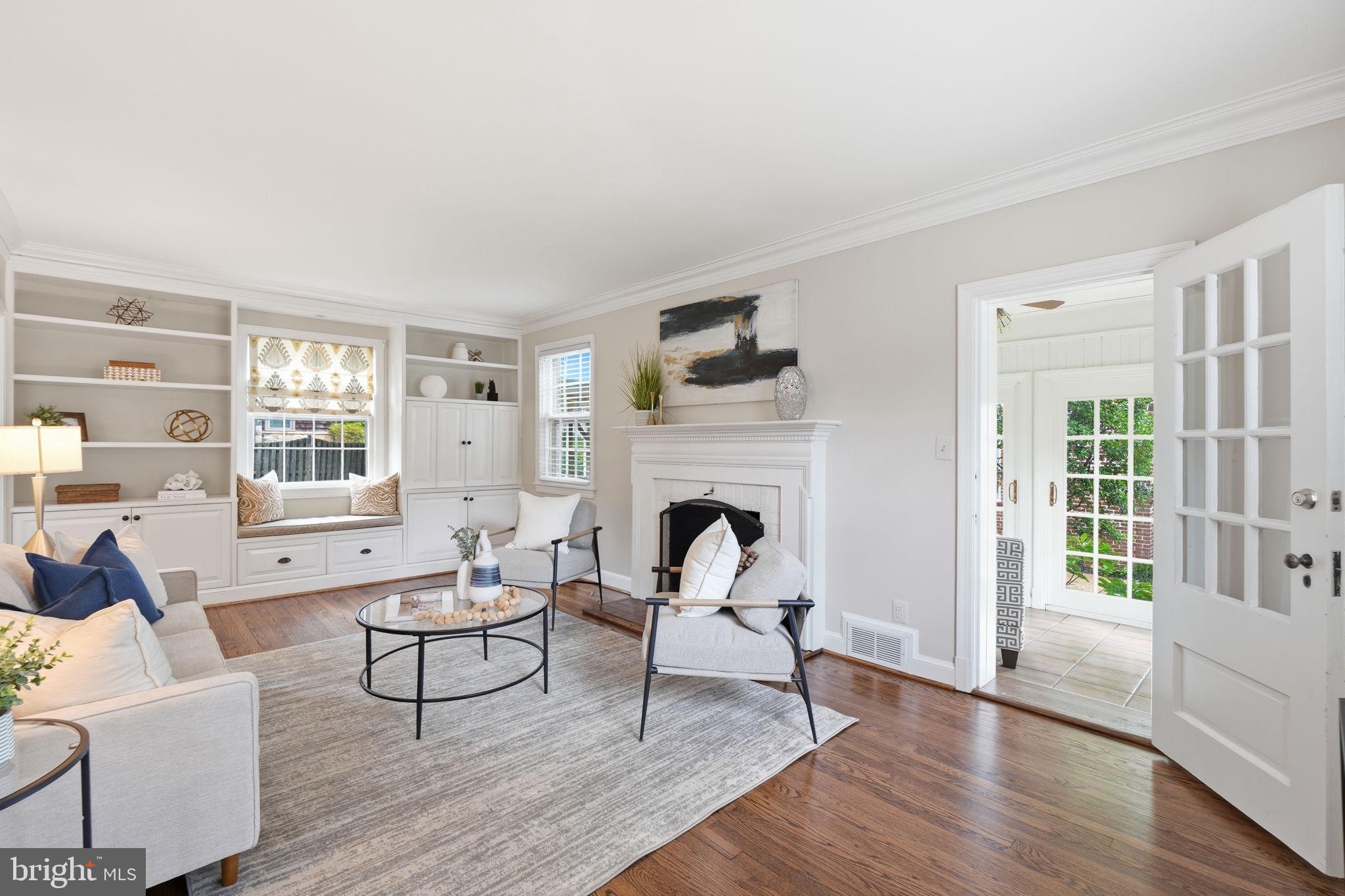 OAKCREST - Residential