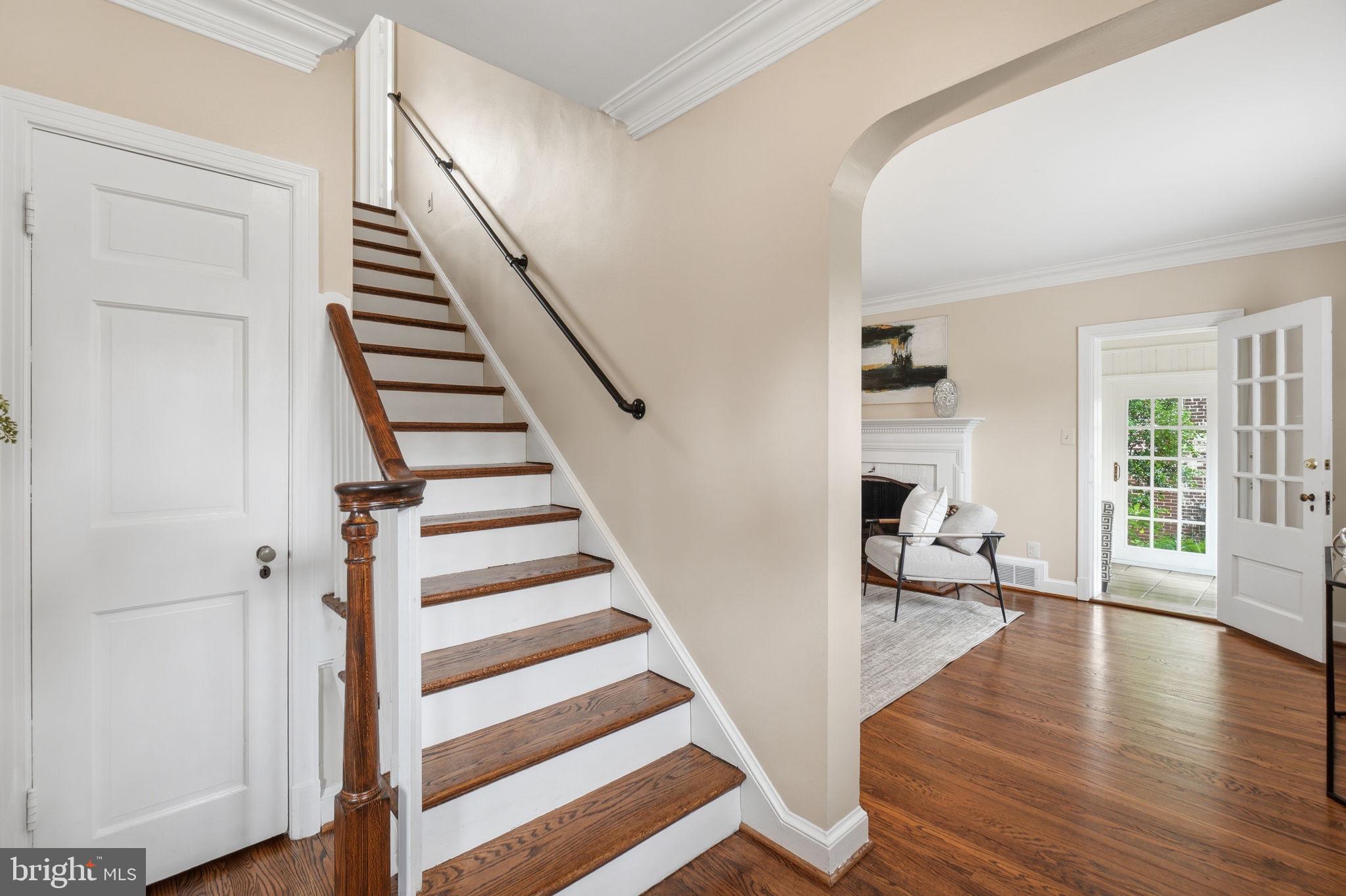 OAKCREST - Residential