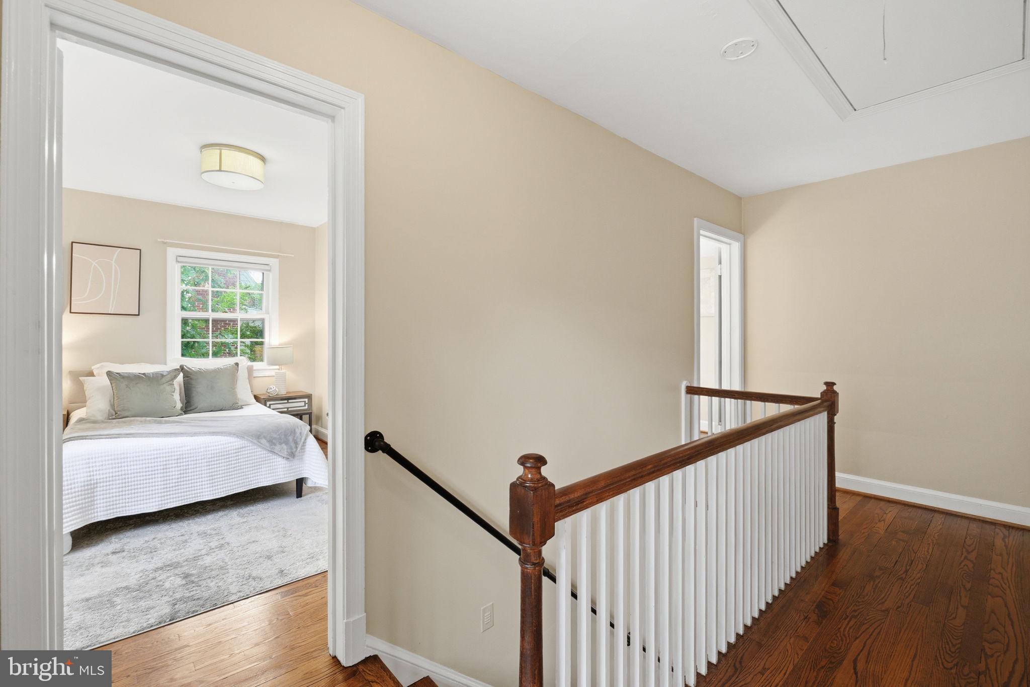 OAKCREST - Residential