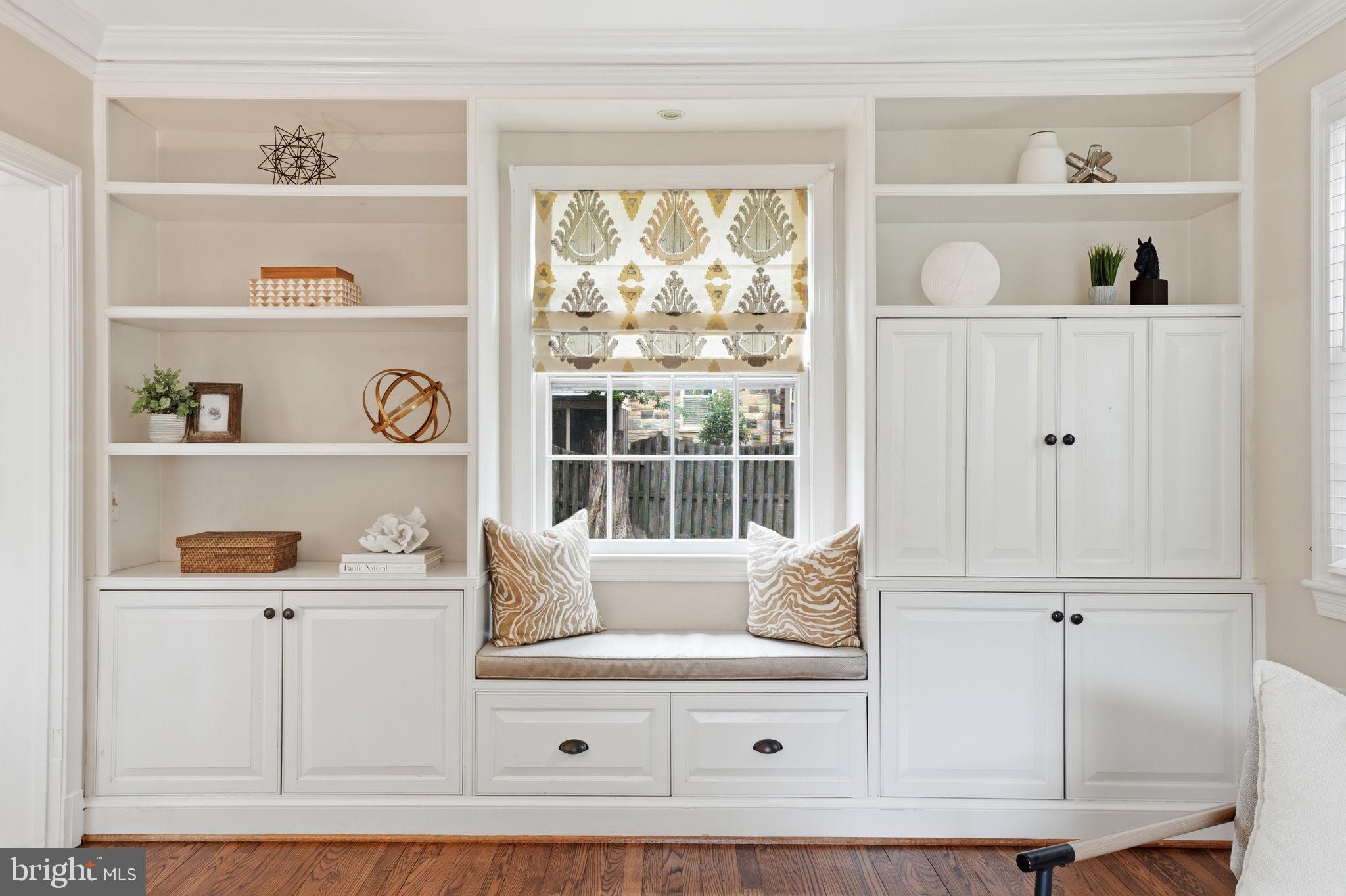 OAKCREST - Residential