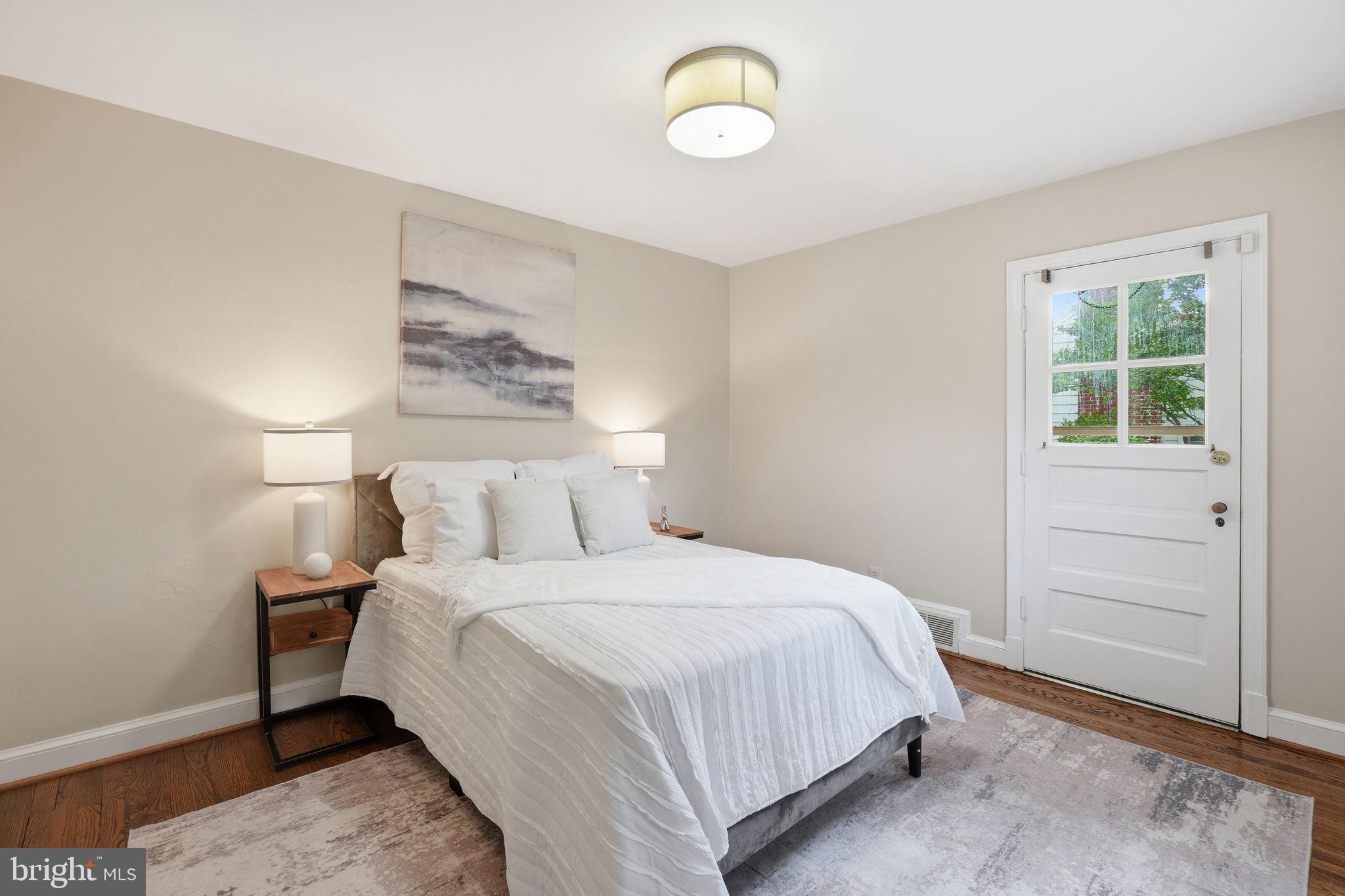 OAKCREST - Residential
