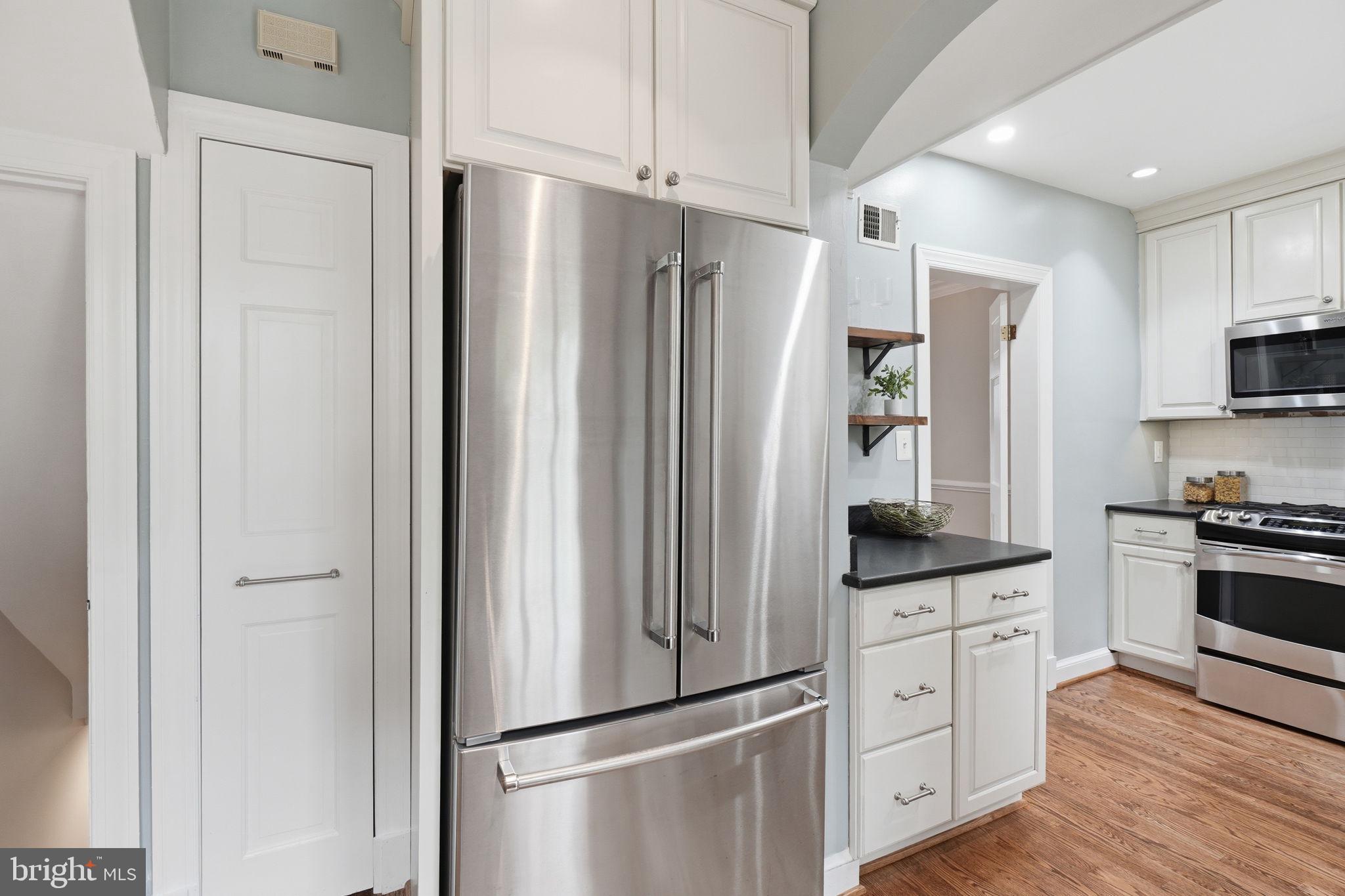 OAKCREST - Residential